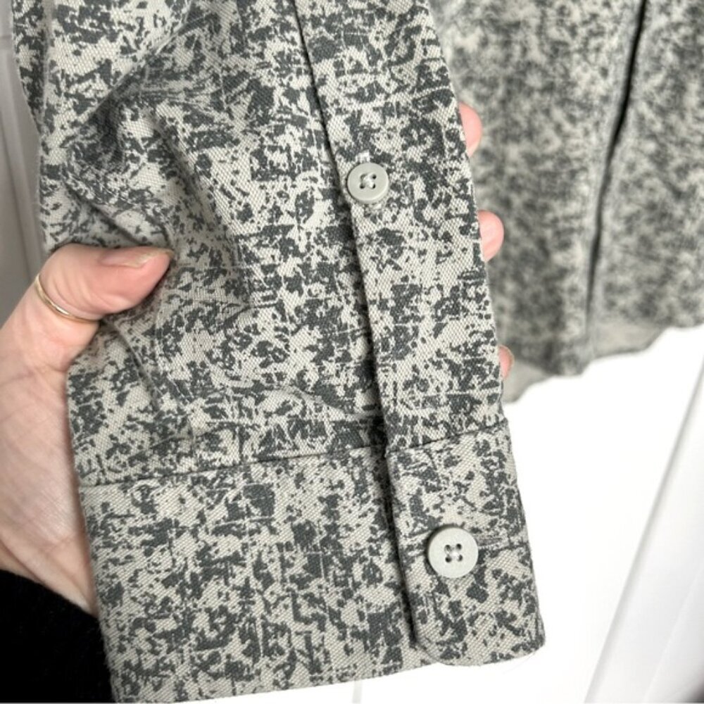 Lululemon Particle Camo Performance Button Front … - image 5